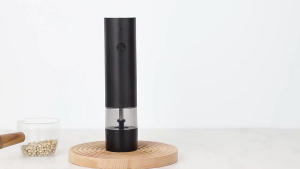 สแตนเลส 304 เครื่องบดพริกไทยแบบอัตโนมัติ ปรับได้ 5 ระดับ  บดเร็ว บดเครื่องเทศหลายชนิดได้ ทำความสะอาดง่าย เครื่องปั่นพริกไทยอัตโนมัติ