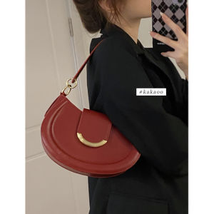 Carle Red Saddle Bag 2022 New Design Womens Fashion Underarm Bag High-End Versatile Crossbody Satchel for Casual Use