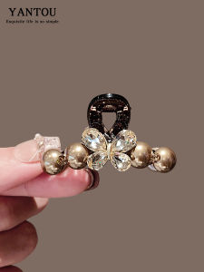 Fashionable Butteryfly Princess Hair Clip Rhinestone Decorated Shark Clamp for Bangs Hairstyling Small Size Acrylic Material