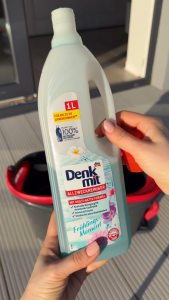 Nước lau sàn cao cấp làm sạch bóng sàn gạch sàn gỗ Denkmit chai 1 lít chính hãng Đức