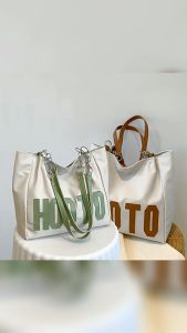 Túi đeo vai kẹp nách túi tote da đẹp hoạ tiết thêu chữ HooTo phong cách trẻ trung năng động Thanhthushop68 011