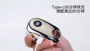 Portable Shaver Mini Electric Razor Beard Hair Cutting Machine Face Razor Mens Small and Ultra-long Battery Life Automatic Shaver Built-in Rechargeable Battery Keychain