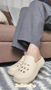 Marco Pony รองเท้าเปิดส้น รองเท้าแตะผู้หญิง EVA ติดตัวการ์ตูนได้ พื้นนิ่มใส่สบาย รุ่น MH9033