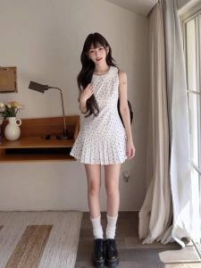 CHANGTONG | Dotted Halter Pleated Dress
