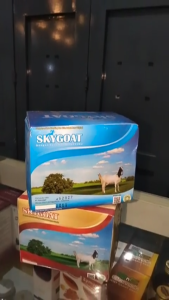 SUSU KAMBING ETAWA SKYGOAT BUBUK ORIGINAL PLUS PROPOLIS ORIGINAL PRODUK | PER 1 BOX BERISI 10 SACHET