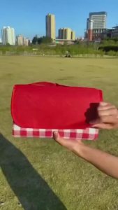 Thảm picnic dã ngoại chống thấm nước 2x2m họa tiết hoa lá thảm trải ngoài trời gấp gọn tiện lợi