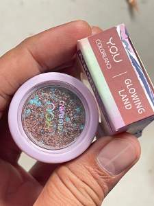 You colorland focus on me