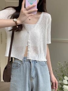 เสื้อคาร์ดิแกนแขนสั้นผ้าไหมน้ำแข็งถักแบบบางสำหรับผู้หญิง เสื้อคลุมไหล่ ชุดเดรสฤดูร้อน ปกป้องจากแสงแดด สไตล์ฝรั่งเศส คอวี ปกติ