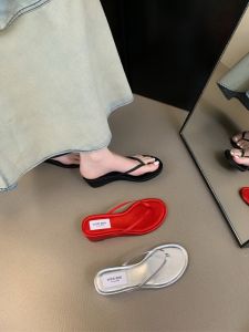 French Minority Thick Sole Wedge Fairy Flip-Flops Womens 2024 New Arrival Summer Outwear Red High Heels