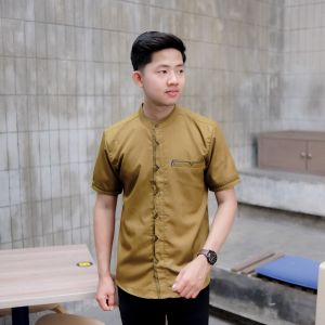 Kemeja Koko Pria Polos Kombinasi Strip Lengan Pendek Motif Shaka New