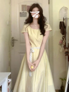 Karrar betsey | French Style Yellow Short Sleeve Waist-Cinching Dress