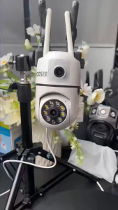 ซื้อ1แถม1 กล้องวงจรปิด Yoosee 2 หน้าจอ CCTV Camera Wifi 5G กล้องวงจรปิดดูผ่านมือถือ360° Indoor Outdoor กล้องรักษาความปลอดภัย IP Security Camera 8ล้านพิกเซล Full HD กล้องอินฟาเรด