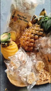 Kẹo dẻo cuộn chuối khóm đậu phộng thơm ngon nhà làm