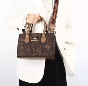 พร้อมส่ง!!! กระเป๋าโท้ท กระเป๋าถือ สะพายข้าง กระเป๋าแฟชั้นสไตล์ใหม่ สวยหรู อินเทรนด์ หนังPUคุณภาพสูง มั่นใจในทุกโอกาส ความจุเยอะ