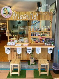 ชั้นใส่โหล3ชั้น มีปลายทาง