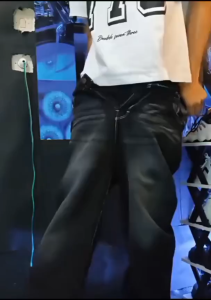 PAKET CUCI GUDANG CELANA JEANS BAGGY OVERSIZE PRIA & WANITA 50 RIBU DAPAT 2 PCS CELANA TERBARU 2025