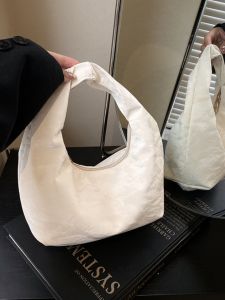 กระเป๋าสะพายข้างทรงสี่เหลี่ยมเล็กแบบทันสมัย กระเป๋าสะพายไหล่ข้างเดียวสำหรับผู้หญิง กระเป๋าถือแบบลำลอง กระเป๋าสะพายข้างแบบอเนกประสงค์