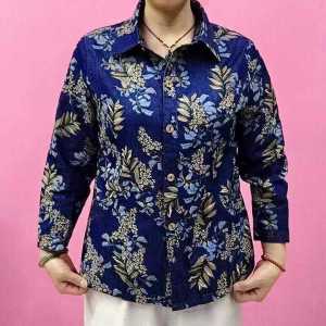 Early Autumn 2025 Fashion Casual Thin Denim Shirt Jacket Printed Mom Top for Middle-Aged And Elderly Women Polo Collar Button Detail