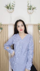 REAL PICT Kemeja Vneck Stripe Atasan Wanita Motif Salur Atasan Kasual Atasan Kerja