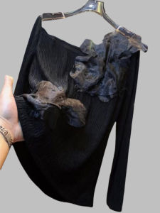 Slim Fit round Neck Knitwear Black Mesh Hollow out Splicing Top Womens Spring Summer Fashion Artistic Style Breathable Shirt