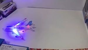 Máy Bay Đồ Chơi Chạy Pin Có Đèn Led Và Âm Thanh
