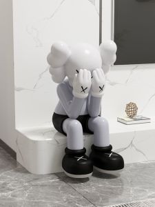 LIVING ROOM TV CABINET Cartoon Violent Bear Sesame Street Cover Face Sitting Large Tabletop Home Decor Resin Nordic Style