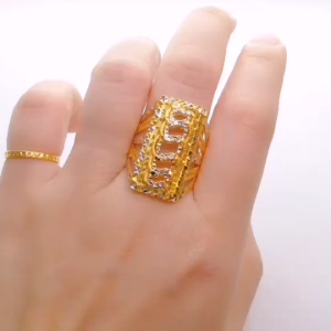 Yon Hing Cincin Coco Padu 2 Tone Saiz 20.5 Emas 916