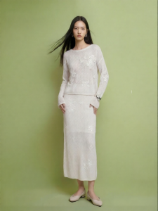 Vero Moda | Chân Váy Dài Thẳng Ren Xuyên Thấu Có Kim Sa