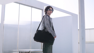 Arctic Hunter i-shiver Travel Bag Design Dry and Wet Separation Compartment Messenger Bag Sling Bag