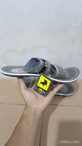 Sandal Kulit Suede model Ban 2 Pria Dewasa Anti Slip dengan Sol di Jahit dan nyaman di pakai