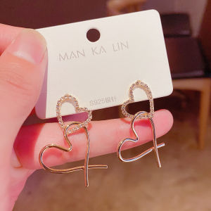 East Gate 925 Silver Needle Microset Zircon Heart Earrings Trendy Versatile Metal Heart Ear Jewelry for Women Fashionable Hoops