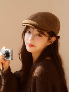 หมวกกันน็อคแบบลำลองสไตล์ย้อนยุคสำหรับผู้ชายและผู้หญิง หมวกทรงปากเป็ดสีพื้น หมวกเด็กสตรีทสไตล์อินดัสเทรียลที่สวมใส่ได้ตลอดทั้งปี