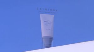 SKIN1004 Madagascar Centella Hyalu-Cica Water-Fit Sun Serum SPF50 PA++++