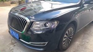 [SG Stock Buy 1 free 1] Cherry Red Car Wash Liquid 500ml + Heavy Duty Sponge Rich foam Deep cleansing Protect car paint Gentle Lubrication Protect car paint Long Lasting