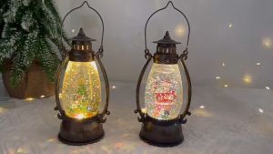 ไฟประดับตกแต่ง โคมไฟคริสต์มาส โคมไฟ LED รูปตะเกียง ไฟตะเกียง ไฟพกพา ตกแต่งหน้าต่างห้างสรรพสินค้า บาร์ ร้านอาหาร อุปกรณ์ตกแต่งคริสต์มาส Chrismas Light ไฟปีใหม่ ของขวัญคริสต์มาส