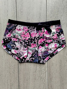 Quần Lót Nữ Ice Silk Pure Cotton Low Waist in Pattern Quần Lót Thoải Mái Thoáng Khí Nhanh Khô Cho Phụ Nữ Trẻ