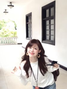 ต่างหูรูปวงกลมสไตล์โบฮีเมียนทำจากใยมะพร้าวสำหรับผู้หญิง เครื่องประดับสไตล์วันหยุดสำหรับการถ่ายภาพชายหาด ต่างหูแบบไม่ซ้ำใคร