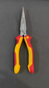 Kìm mũi nhọn 200mm cách điện 1000V Wiha 26727