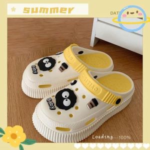 KDAShop ใหม่ล่าสุด รองเท้าแตะหัวโตแฟชั่น พื้นยางนิ่มอย่างดี สีสวยหลากหลาย เบาสบายใส่ง่าย แถมฟรีตัวติดให้ด้วยนะ ราคาคุ้มสุดๆ