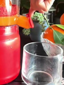 Kawu Juicer Small Household Juice and Pulp Separation Original Juice hine Fully Automatic Large Caliber Wireless Charging Orangr