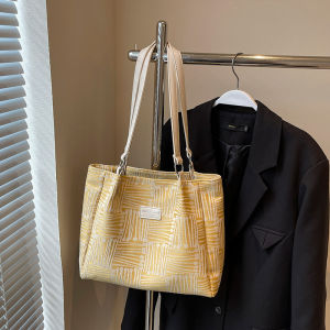 Large Capacity Canvas Tote Bag Womens Casual Commuter Class Bag 2025 New Style Spring Summer Versatile Shoulder Bag