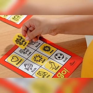 เกมบิงโกคำศัพท์  ตัวเลข เกมกระดาน ของเล่นเสริมพัฒนาการ Bingo พร้อมเครื่องสุ่มการ์ดแสนสนุก