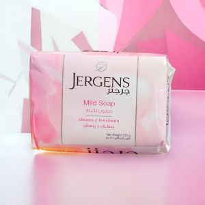 Jergens Mild Soap cleanses and freshens Net Weight 150 g