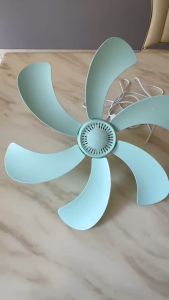 Kipas angin gantung Ouyashi OY-560 warna putih/biru baling 6