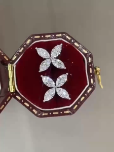 QUEENSUN 18K gold lab cultivated diamond earrings for female niche design earrings with a high-end feel Marquise Design马眼钻石耳钉