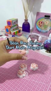 Cetakan Resin Telapak Kaki Kucing Isi 4 Paws Cetakan Gantungan Kunci Bentuk Cakar Kucing Paw Bandul Anting Kalung Bahan Karet Silicone Lentur Elastis Cetakan Silikon Murah Anti Lengket