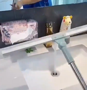 ให้พื้นแห้งเร็วขึ้น ไม้ปาดน้ำ ไม้รีดน้ำ ไม้กวาด ไม้ถูพื้น สำหรับกวาดน้ำและฝุ่น ปรับหมุนได้ 180° ล้างทำความสะอาดได้ง่าย