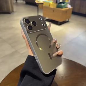 AO.HU | Magnetic Sandblasted Anti-fall Protective Case