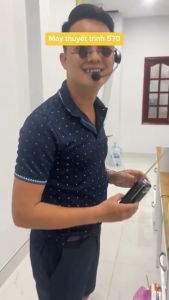 [ Hàng Cao Cấp Giá Tốt ] Máy Trợ Giảng Zangsong S570 Không Dây Kèm Micro Kết Nối Bluetooth Chống Hú Lọc Tạp Âm Tốt. Nhiều Tính Năng Vượt Trội Chuyên Giành Cho Giảng Viên Giáo Viên Dạy Học Hoặc Hướng Dẫn Viên Quay Vlog