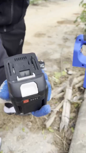 Pin đóng 20 cell Makita 5s4p 18v - 21v Chân pin phổ thông M21 có đèn led báo pin...